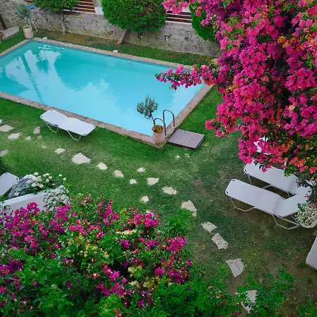 Michaella's Maissonete At Rafaella شقة *