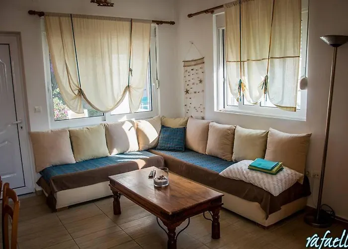 Apartamento Michaella's Maissonete At Rafaella Kokkónion