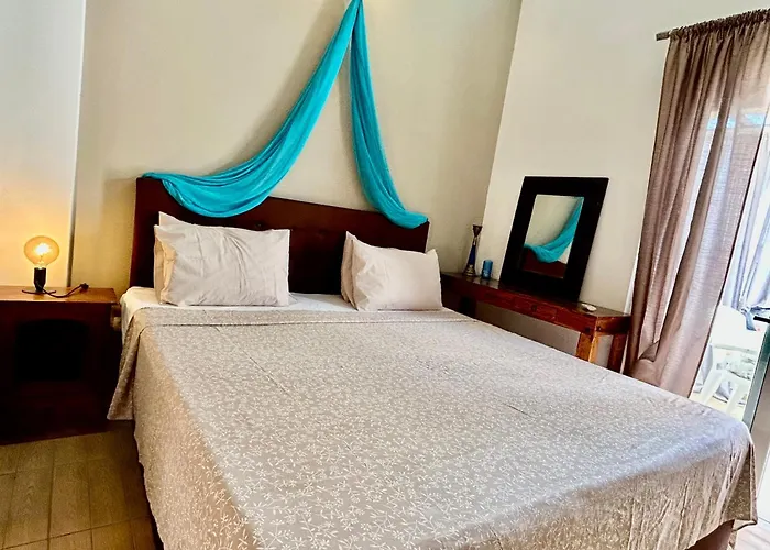 Michaella's Maissonete At Rafaella *